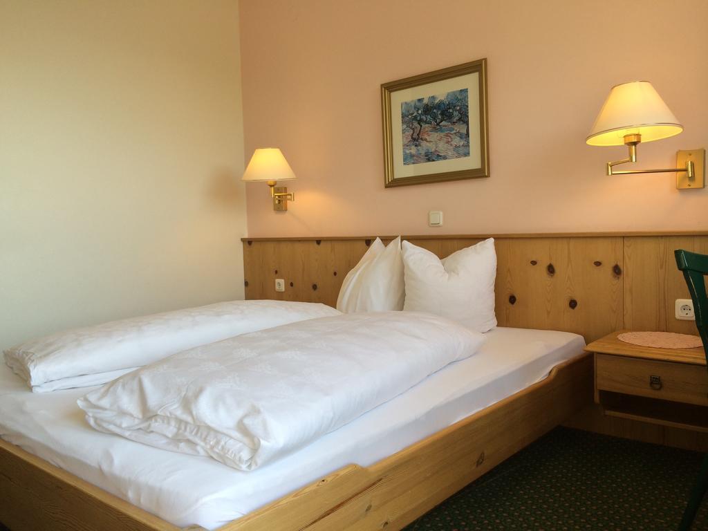Nüziders Hotel Daneu מראה חיצוני תמונה
