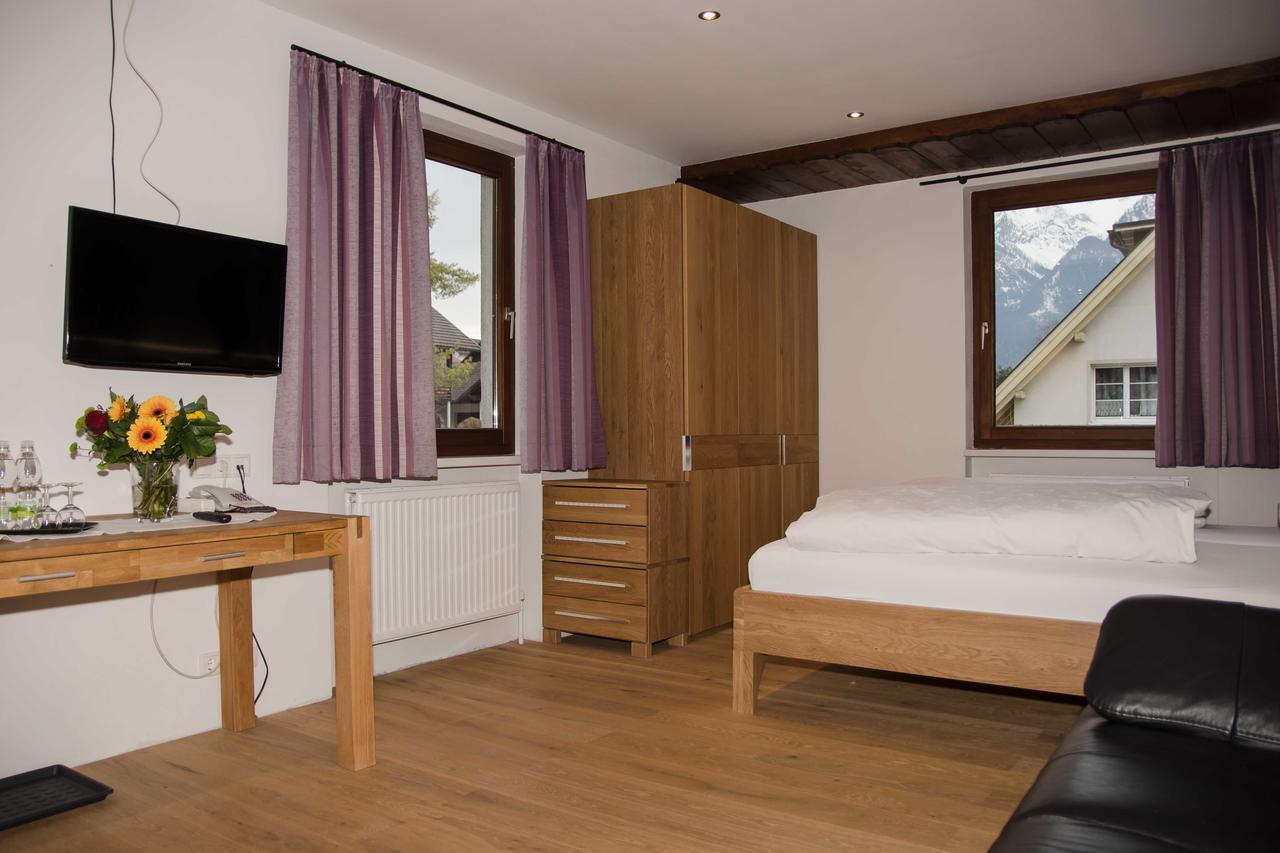 Nüziders Hotel Daneu מראה חיצוני תמונה