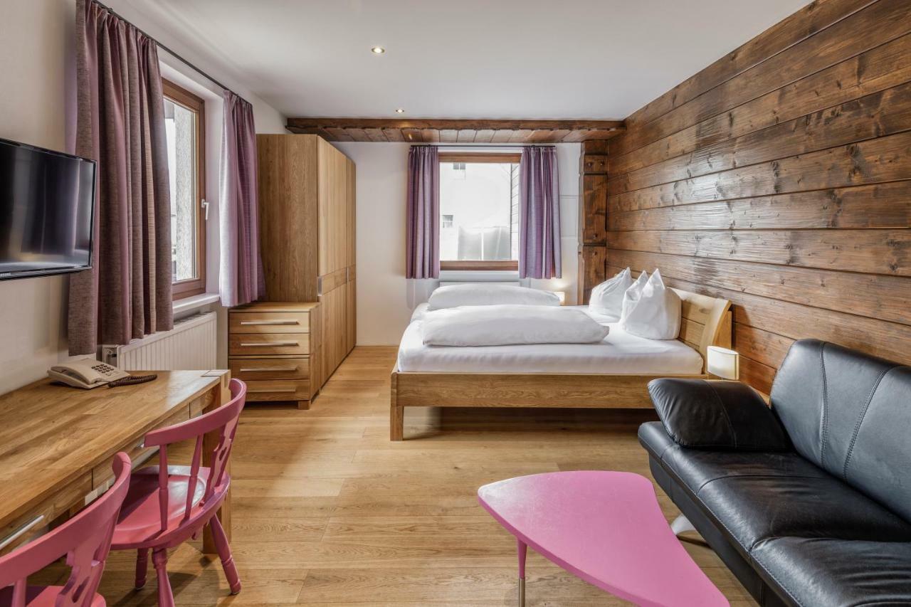 Nüziders Hotel Daneu מראה חיצוני תמונה